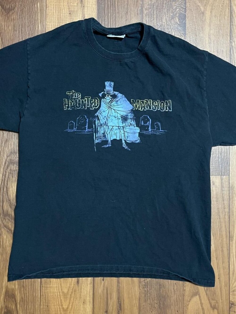 Vintage Disney Parks The Haunted Mansion t-shirt size medium adult